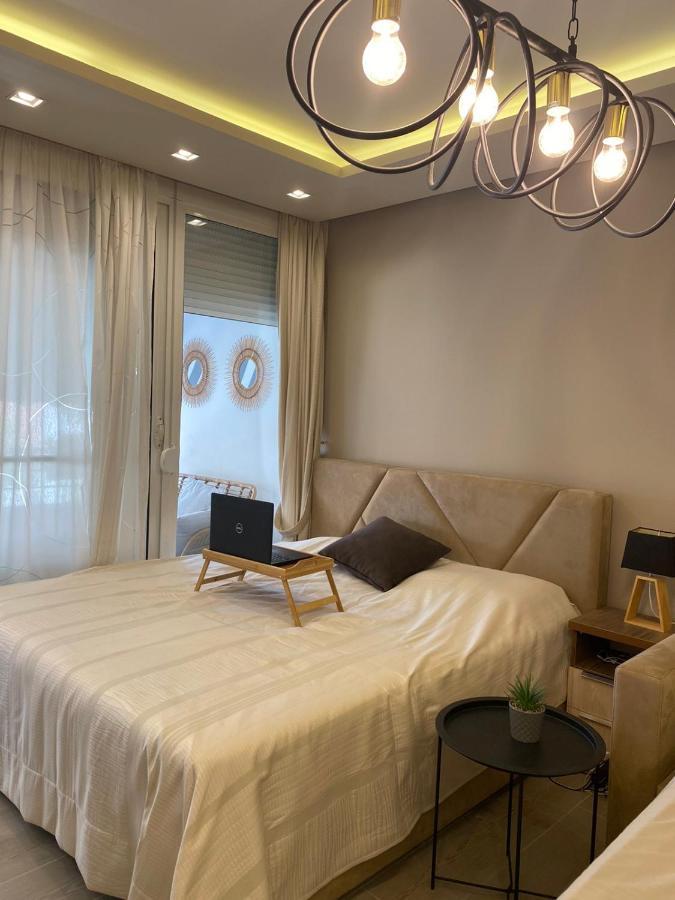 Qerret Boutique Studio Apartment Golem  Luaran gambar